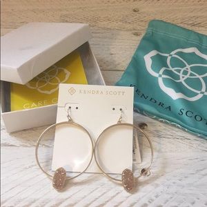 Kendra Scott Elora Hoops